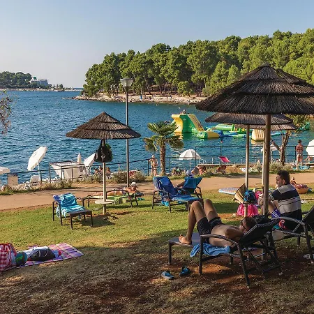 Mugeba 12 * Porec